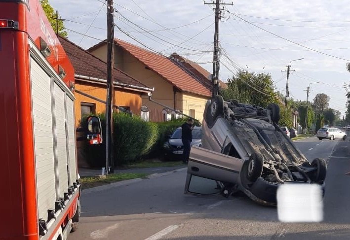 (FOTO) Accident cu două victime, în municipiul Arad