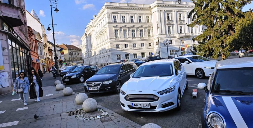 Noul regulament pentru parcări a fost votat în CLM. Vezi care sunt modificările aduse proiectului de hotărâre