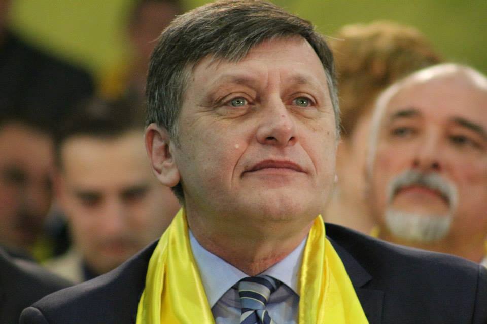 Crin Antonescu – candidatul coaliției pro-europene la alegerile prezidențiale din 2025