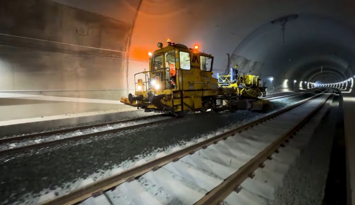 Lucrările se apropie de final la tunelul de la Bata