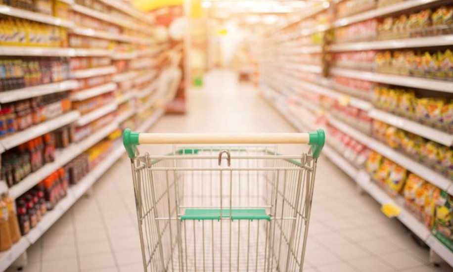 Ghid practic: cum să furi din supermarket produse de 10.000 de lei