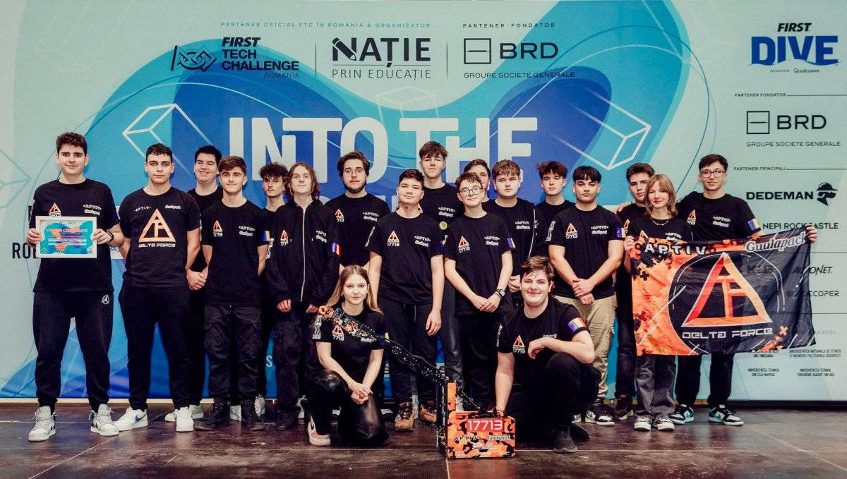 Echipa de robotică Delta Force, câștigătoare a Campionatului regional de vest