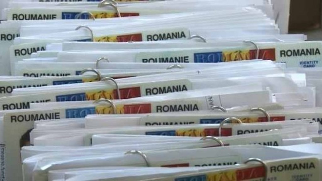 Copiii sub 14 ani vor putea avea cărți de identitate