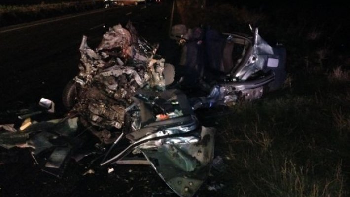 Carnagiu pe o şosea din Galaţi. Trei persoane au murit, iar alte 11 au fost rănite în urma unui accident cumplit